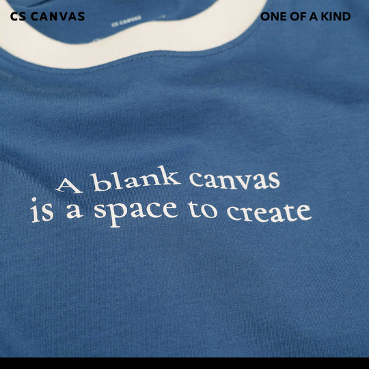 ONE OF A KIND เสื้อครอปสำหรับผู้หญิง A Blank Canvas